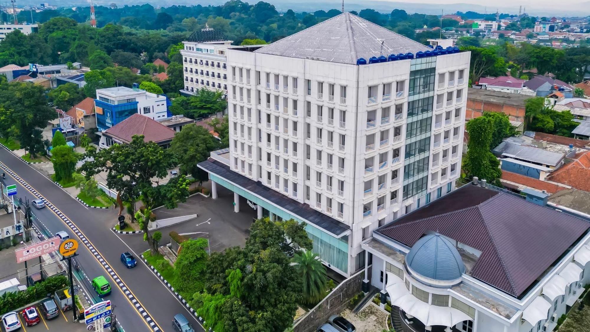Royal Padjadjaran Hotel Bogor Luaran gambar