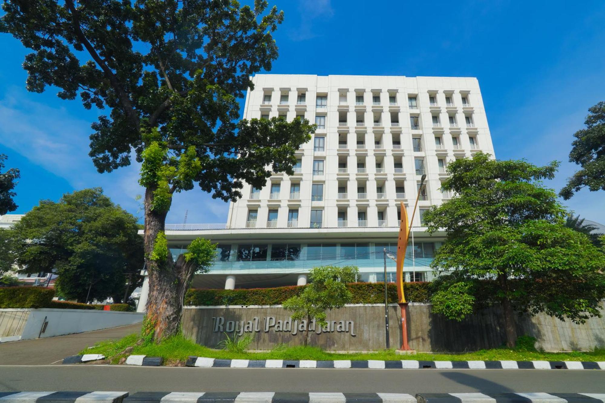Royal Padjadjaran Hotel Bogor Luaran gambar