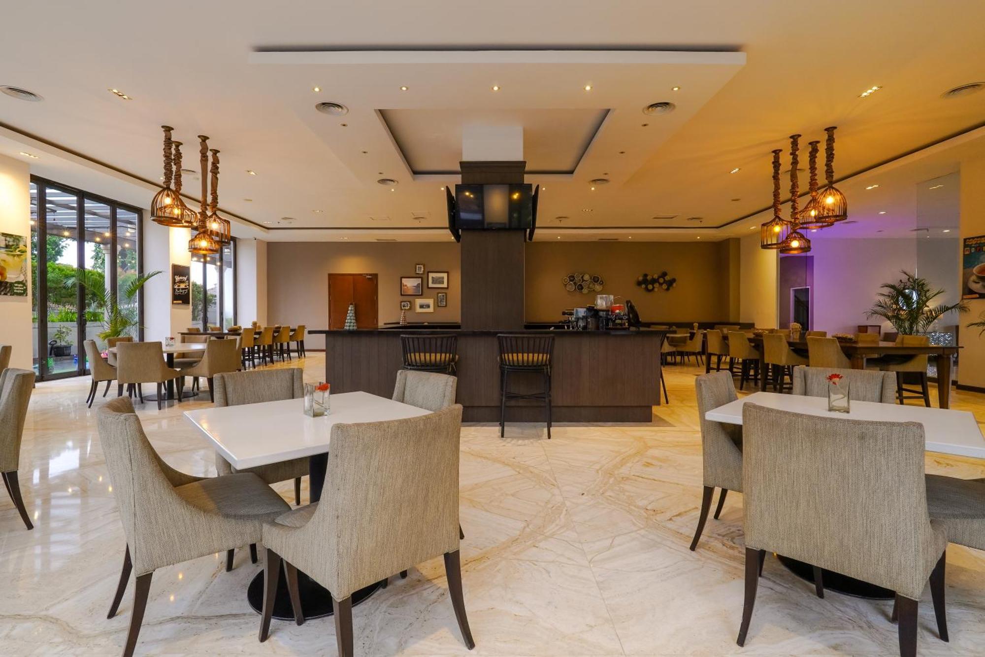 Royal Padjadjaran Hotel Bogor Luaran gambar