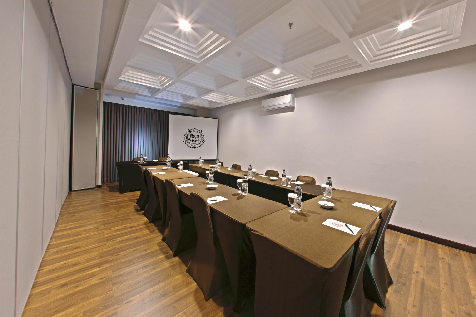 Royal Padjadjaran Hotel Bogor Luaran gambar